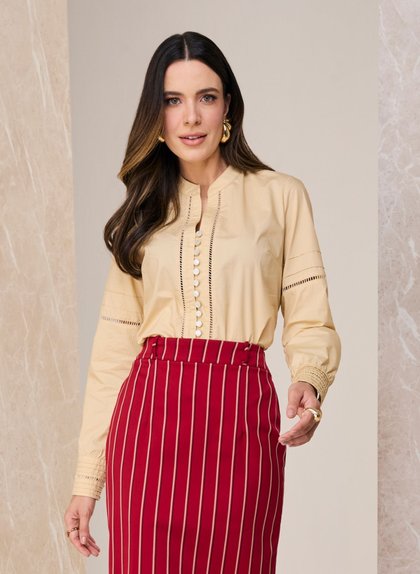 camisa-na-cor-bege-camila-jany-pim