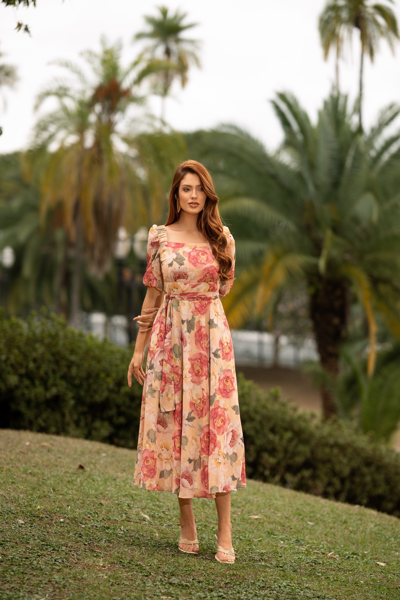 VESTIDO FLORAL TECIDO CHIFFON TOQUE DE SEDA YASMIN - JANY PIM
